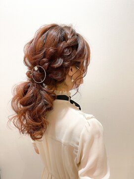 セットサロン ラビッシュポー(Setsalon RabichePow) ポニーテール