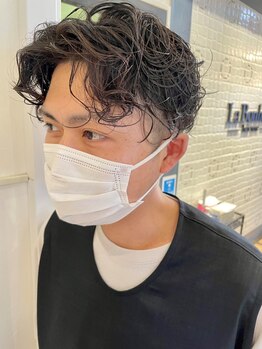 シーユー(see you,)の写真/【骨格補正カット】頭のカタチを考慮してスタイリングしやすい理想のヘアスタイルを実現します。