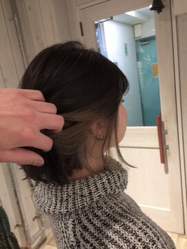 ギャレット 新宿店(Garret) インナーカラーミルクティーアッシュ