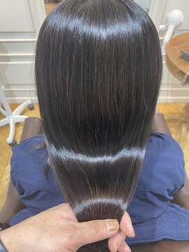 シェア 梅田 バイ ケーツー(SHARE 梅田 by k-two) 酸性縮毛矯正×黒髪ナチュラル/30代/40代/50代/60代/髪質改善