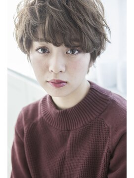 ミエル ヘア 新宿(miel hair) 〈mielhair新宿〉クラシカルショート　TOKIO　イルミナ
