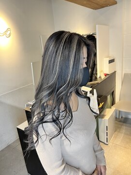 タオ 河原町(Tao) コントラスト