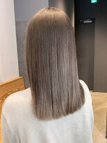 アイティーバイアルバム 藤沢店(IT by ALBUM)&nbsp;ミルクティーグレージュ_グレーベージュレイヤーロング_ba466491