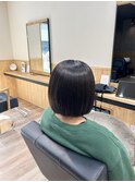 ショートでも自然なやわらかストレート