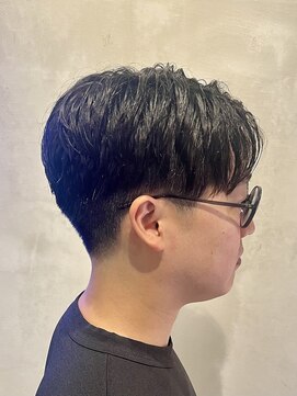 フランクスバーバーリザーブ 人形町店(FRANK’S BARBER RESERVE) センターパート/barbershop/人形町/　ｙ