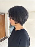 ショートボブ