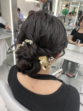 アールプラスヘアサロン(ar+ hair salon) ローシニヨンヘアアレンジ