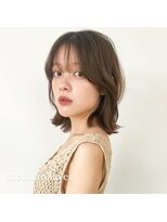 トレス(TRESS)&nbsp;ミディアム　レイヤー　顔周り　ブラウン　表参道　原宿