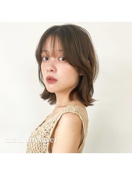 トレス(TRESS) ミディアム　レイヤー　顔周り　ブラウン　表参道　原宿