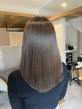 ブルーム ヘア デザイン ドゥーエ(bloom hair design due) ティラミスラテ｜髪質改善×塚口の美髪トリートメント