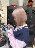 ミルクティーカラーハイトーンケアブリーチダブルカラーミニボブ
