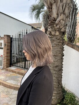 ジール(Ziel) グレージュカラー