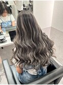 イメチェン美髪ワイドバング髪型ボブヘアグレージュ