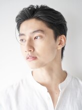 ビジネスマンにオススメ◎耳掛けショートスタイルで清潔感を出し、第一印象を好印象に＊[銀座/メンズ/眉毛]