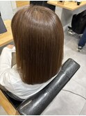 広がる髪の毛には酸性ストレート