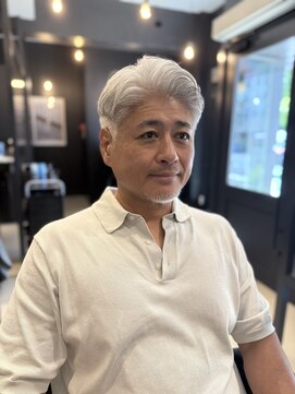 ザマンリバレッジニューヨーク(THE MAN LeverageNewYork) MEN’S HAIR/波巻ツイストスパイラル/フェザーパーマ/広尾駅