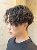 センターパートツイストスパイラルツーブロック波巻スパイラル