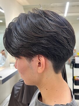 ニコ トウキョウ ヨコハマ(nico) メンズセンターパートウルフセンターパートニュアンスパーマ襟足