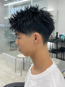 エルマーク 和歌山(L-MARK) スパイキーショート/アップバング/ツーブロック/メンズ/眉毛