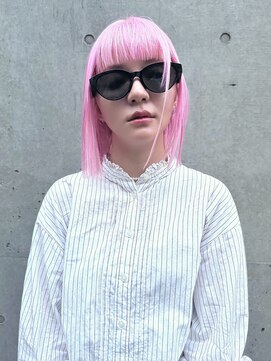 キャロルガーデンズ ボコカ 表参道(Carroll Gardens bococa) ペールピンク×モードボブ