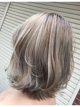 ファン 竹ノ塚店(F.U.N) おしゃれ感アップ☆ハイライトカラー