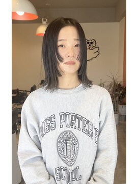 マタン(MaTiN) 顔周りのステップデザインカット