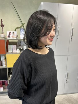 ジェムバイアルテフィーチェ(gem by artefice) 韓国風ボブ×グレーブラック#韓国風巻き