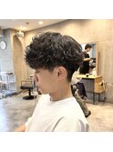 波巻きパーマ 刈り上げマッシュ