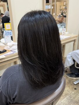 アルターリール(aL ter Rire) 黒髪/ボブウルフ/ネビージュ/小顔/ワンレン/杉田花乃