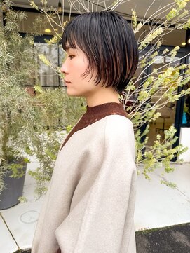 フルール(hair place Fleur) 顔まわりレイヤー×ショートボブ
