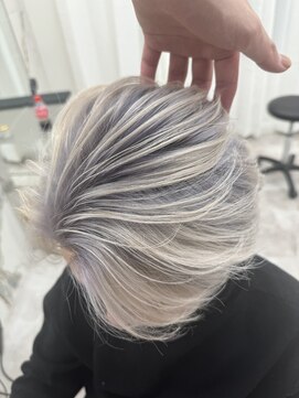 メゾン(Maison) 三宮/ダブルカラー/ハイトーン/ブリーチ/カラー/インナーカラー