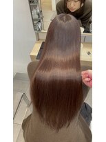 エラ(Ella) 髪質改善カラーで潤う艶ブラウン