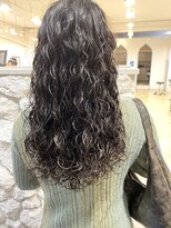 アンジュベイナハ (Ange Bay NAHA)&nbsp;ロング×スパイラルパーマ