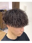 刈り上げセンターパート/波巻きツイストスパイラル/円町