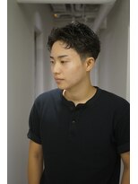 ルッカヨドヤバシ(RUCCA yodoyabashi)&nbsp;大人の余裕を感じるショートパーマ