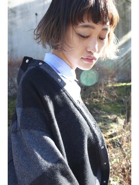 ビビト(bibito) bibitoラフなパーマスタイルでフレンチショートボブ