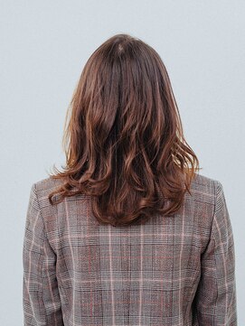 プロデュース 相模原店(Produce) センターパート♪伸ばしかけ♪ジグザグバング