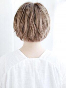 ヘアメイク ナル(hair make nalu) ハイトーンかきあげふんわりボブ