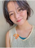 くびれヘア顔周り韓国レイヤーカット黒髪ショートミディアム/柏