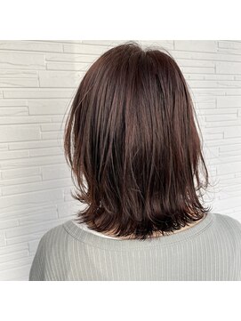 ジッピー ヘアーコレクション 外ハネボブ ミディアムヘア 切りっぱなし