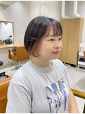 フェイスフレーミングショートボブ内巻きピンクカラーブリーチ