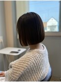 ぷつっと／ミニボブ／縮毛矯正／似合わせカット