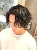 渋谷メンズボブウルフメンズミディアム毛流れスパイラルパーマ