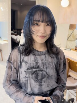 テトラ バイ ネオリーブ 横浜西口店(tetra by neolive) アンブレラカラー　ネイビーブルー　ブリーチ　ウルフ