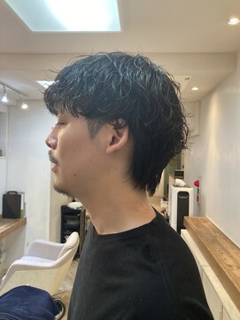 アミュレ(Amule) スタイリング簡単流行りの波巻きマッシュパーマメンズ世田谷