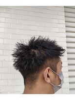 ライズ 綾瀬店(RISE)&nbsp;【夏との相性抜群】ツーブロベリーショートツイストパーマ！！