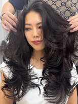 エトワール(ETOILE)&nbsp;海外レイヤー/レイヤーカット/ロングレイヤー/暗髪カラー 三ノ宮