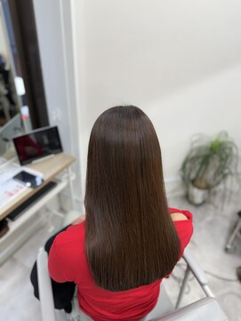 アチェロ(Acero.) 韓国風レイヤー×20代艶髪ブラウンカラー