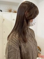 エイチ 天神橋(H)&nbsp;ホワイトグレージュチェリーブラウンレイヤーカットセミロング