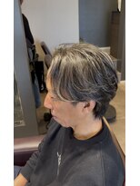 ブル(b.u.l.l.)&nbsp;ホワイトシルバーハイライト